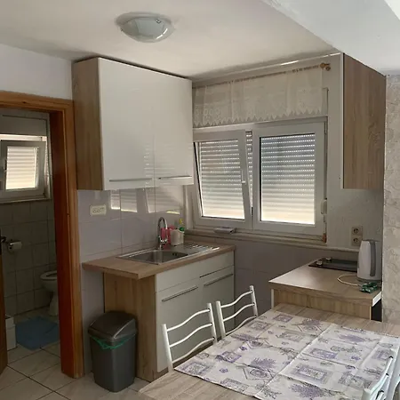 Kutlesa Appartamento Vodice