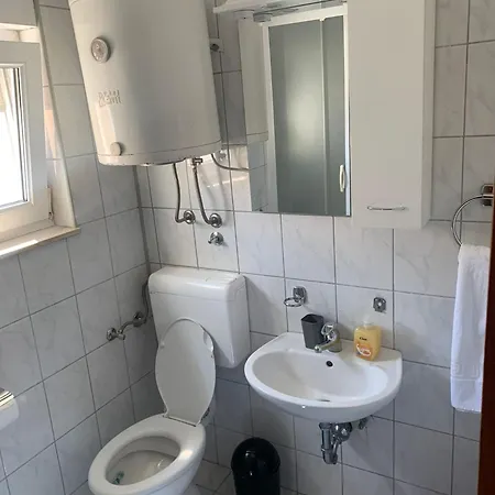 Kutlesa Apartment *