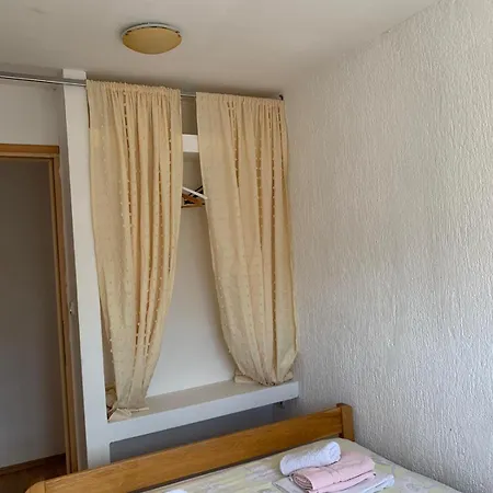 Kutlesa Apartment *